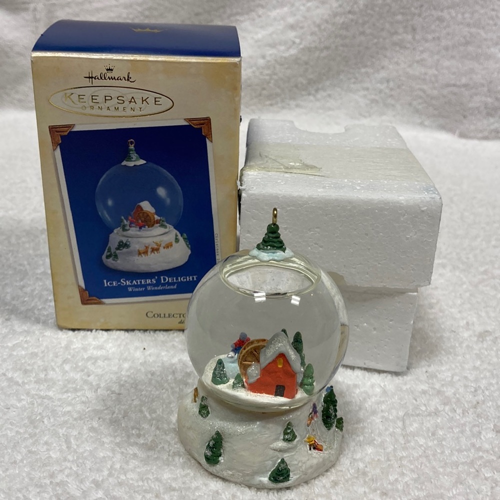 Hallmark ice skaters delight winter wonderland snow globe ornament